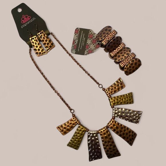 Paparazzi Necklace Earrings Bracelet Set “A Fan Of The Tribe” Hammered Copper - Picture 1 of 5